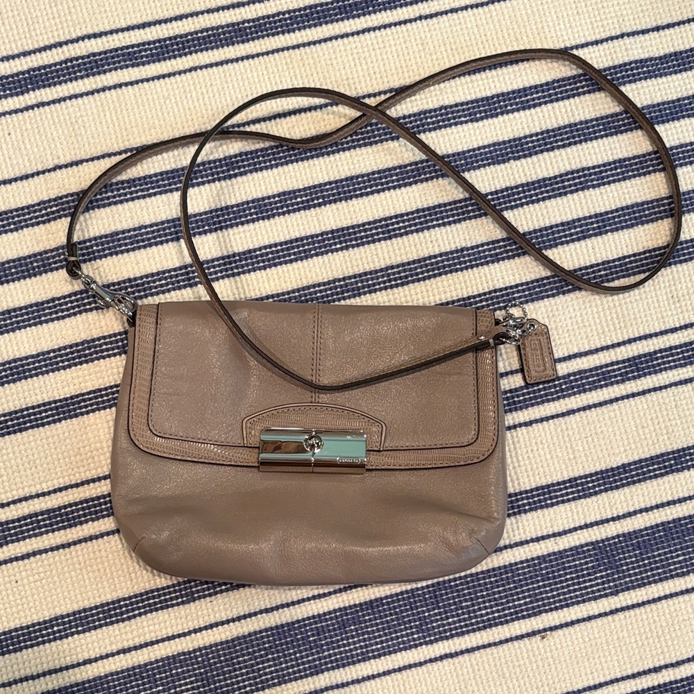 EUC Coach Taupe Gray Leather Crossbody Pochette Bag with Silver Hardware